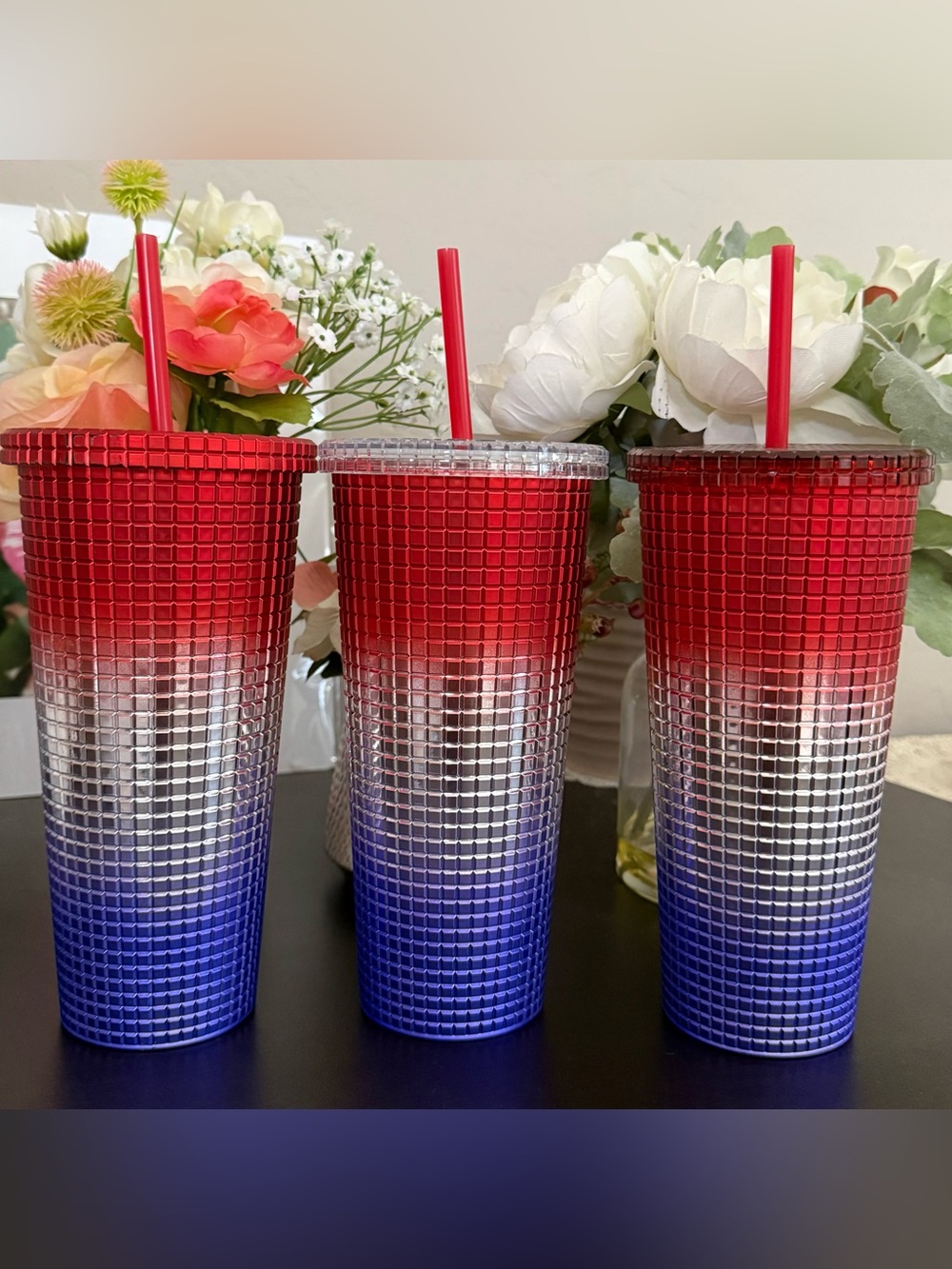 🆕🇺🇸 RED , WHITE & BLUE LIMITED EDITION TUMBLER SET OF 3. BRAND NEW!